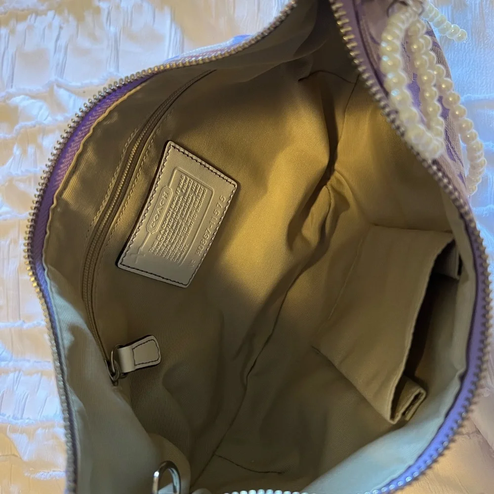 SOLD - Coach Purple Signature Print Y2K Hampton Hobo 11575 - Picture 5 of 6